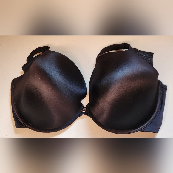 Bras - Picture 2 of 7